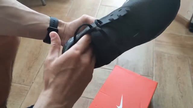 Обзор мужских беговых кроссовок Nike Revolution 5 модель 2021 года смотреть онлайн