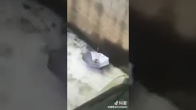 Рыбалка на зонтик. смотреть онлайн