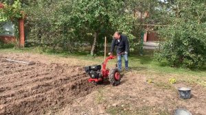 Оборотный плуг [мотоблок МТЗ]  самодельный оборотный плуг