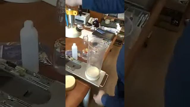 Вакуумный укупорщик стеклобанок крышками Твист-офф РВУ-90 смотреть онлайн