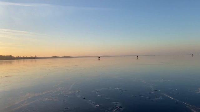 Прогулка По Льду Иваньковского Водохранилища (Московское Море). Дубна 12.12.2020 (4K Видео) смотреть онлайн