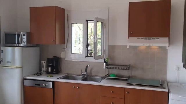 SOLD! Plakias Crète Sud, maison à vendre avec vue sur mer 100 m2, piscine, 6 chambres climatisées. смотреть онлайн