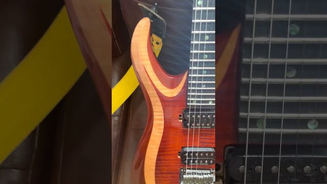 Straplocks en Cort X700 Duality смотреть онлайн