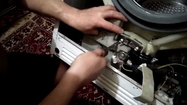 Замена ТЭНа в стиральной машине. Экспериментальная модель SAMSUNG X52G смотреть онлайн