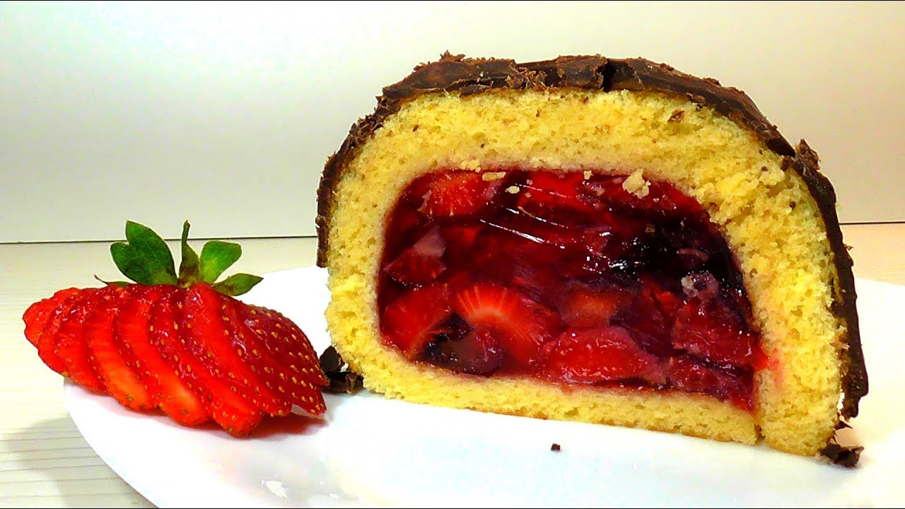 БИСКВИТНЫЙ РУЛЕТ С ЖЕЛЕ Как приготовить вкусный рулет. смотреть онлайн