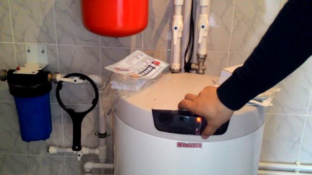 Котельная с гидрострелкой, энергонезависимым котлом и бойлером Дражице