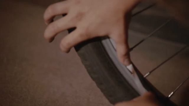 Светоотражающие элементы для велосипедистов от компании "Бликер" смотреть онлайн