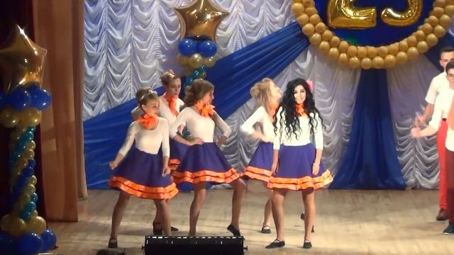 оранжевый галстук смотреть онлайн