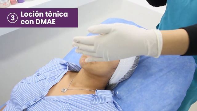 Tratamiento con DMAEEfecto lifting facial.