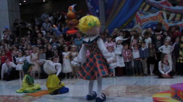 3ч. Кремлёвская Ёлка 26 декабря 2017 год смотреть онлайн