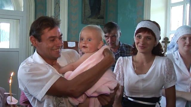 Первое крещение в Никольском храме в Новой Ханинеевке 27 07 2014 смотреть онлайн