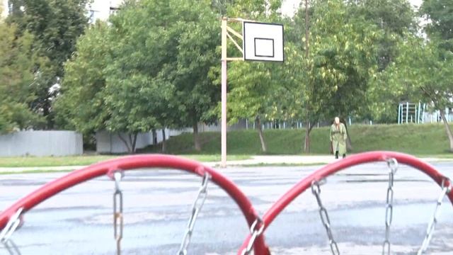 В трёх школах Ульяновска повредили спортивное оборудование смотреть онлайн