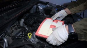 Шкода Рапид 1.4 tsi Воздушный фильтр замена