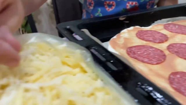 Готовим дома пиццу #пицца #кулинария #готовим #готовимдома смотреть онлайн
