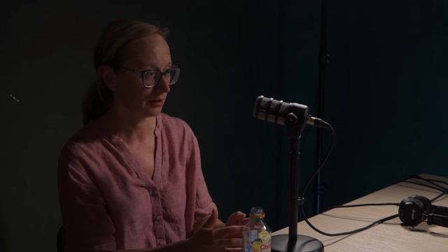 ОЛЬГА СВАРНИК: Как работает наш МОЗГ? Мифы про извилины и серое вещество l +1ПОДКАСТ смотреть онлайн