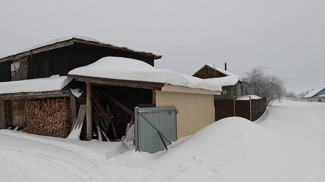 Ищу спутник. Спасаю крышу от снега смотреть онлайн