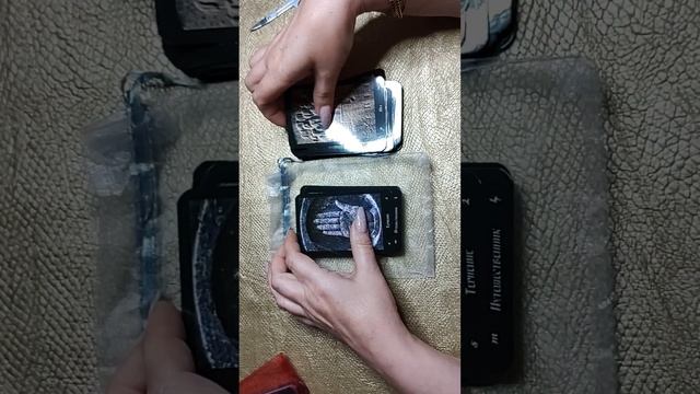 обзор новинки личной коллекции. Оракул Надгробий. Graven Images Oracle. смотреть онлайн