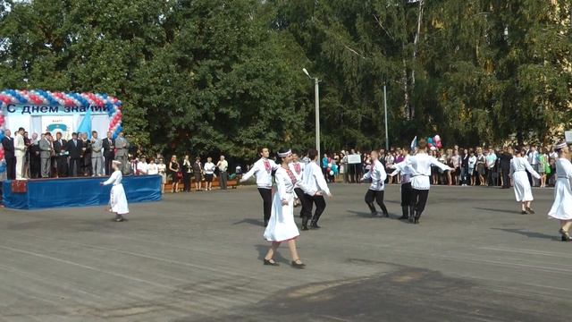 ДЕНЬ ЗНАНИЙ В МарГУ "МАРИЙСКИЙ ТАНЕЦ" ИСП."ЦАРМИС". смотреть онлайн