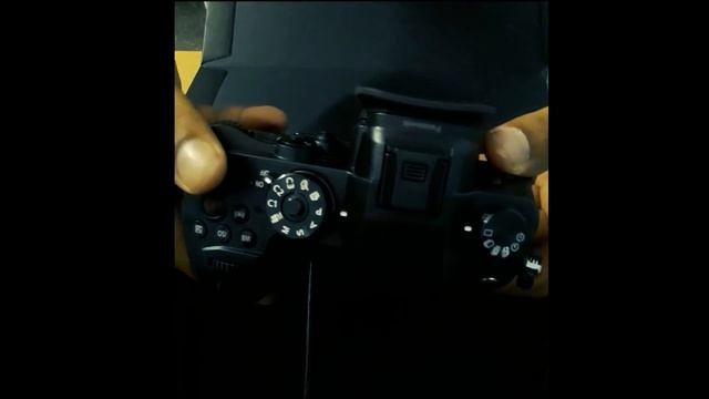 UNBOXING PANASONIC GH5 CAMERA & LENS AND UPDATING FIRMWARE VERSION 2.1 смотреть онлайн