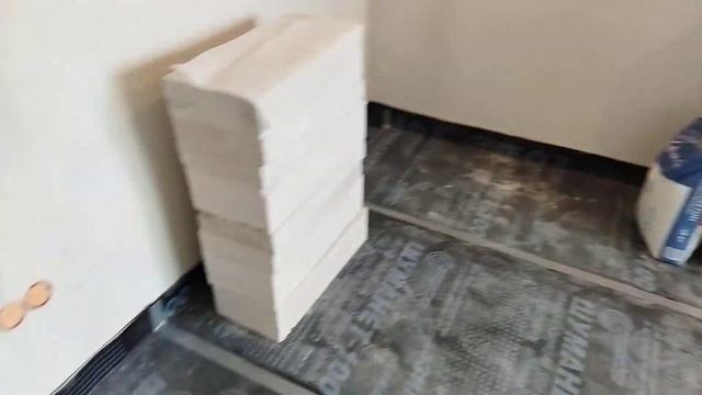 Выполнена укладка Шуманет-100 гидро на площади 84 м2. смотреть онлайн