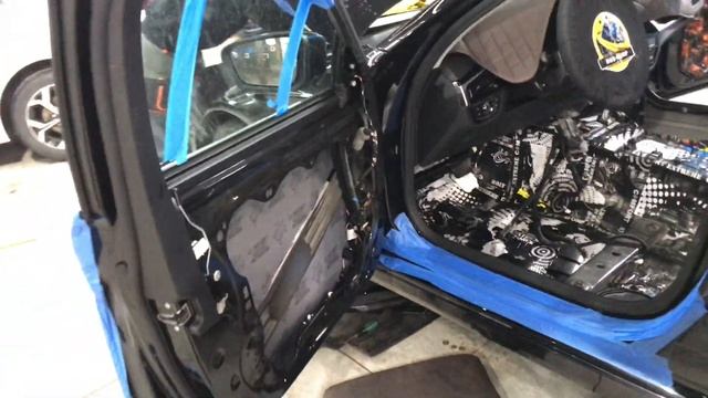 BMW 5 серии полная шумоизоляция салона, которая надежно убережет от отвлекающих посторонних звуков смотреть онлайн