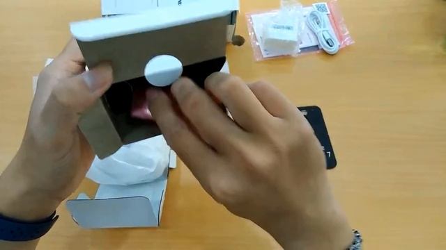 Đập hộp Camera IP Robot Wifi 2MP Hikvision смотреть онлайн