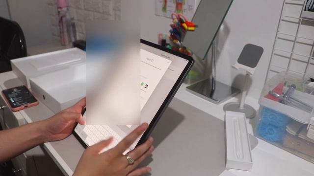 12.9” M1 iPad Pro 2021 Unboxing! ? + apple pencil, airpods and accessories | Jessica Aicka смотреть онлайн