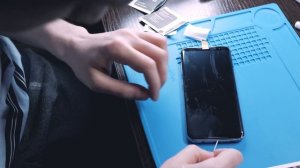 Как починить разбитое стекло смартфона за 3$ с помощью ультрафиолетового клея