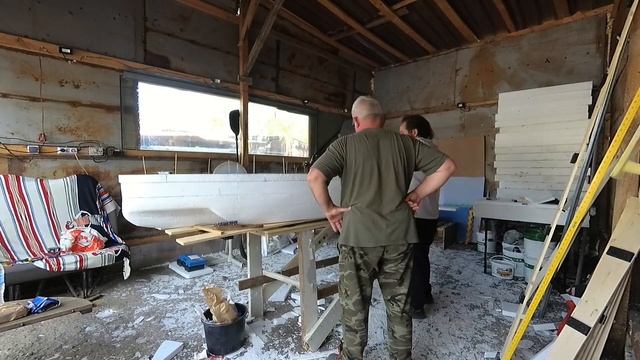 Making a DIY kayak from polystyrene foam - Направи си сам каяк от стиропор. Part 1 смотреть онлайн