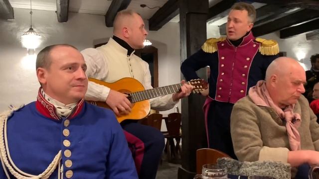 5-ый Кирасирский отдыхает на Старой почте Аустерлиц смотреть онлайн