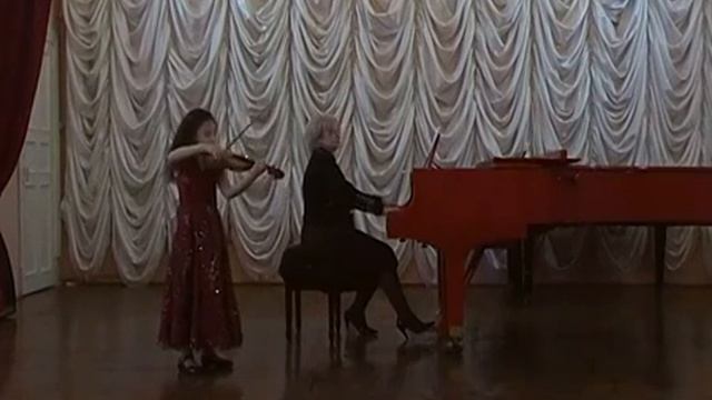 Ф.Крейслер. Маленький венский марш. Щадилова Катя, 7 лет смотреть онлайн