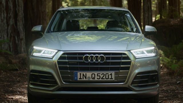 Audi Q5 - Exterior Design in Silver | AutoMotoTV смотреть онлайн