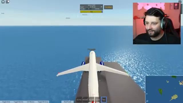 Landing the BIGGEST PLANE on a AIRCRAFT CARRIER in ROBLOX PLANE SIMULATOR смотреть онлайн