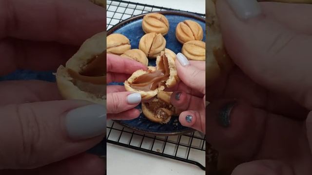 Орешки со сгущёнкой. Вкус детства смотреть онлайн