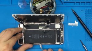 Замена аккумулятора iPhone 7 Plus ?Меняем батарейку самостоятельно