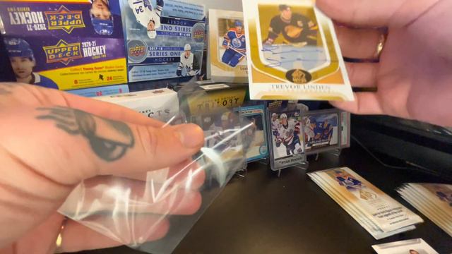 WE PULLED A MONSTER!!! OPENING 2020-21 UPPER DECK SP LEGENDS SIGNATURE EDITION BOX смотреть онлайн