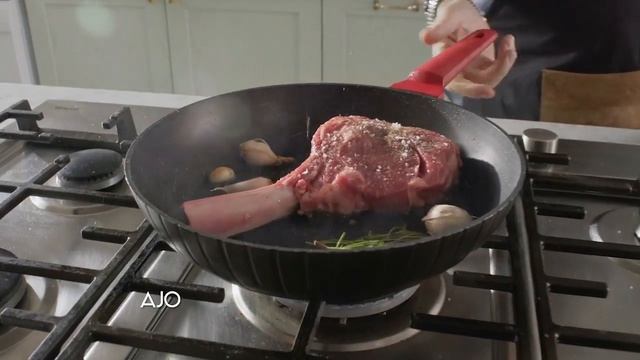 Receta de Tomahawk al sartén | Ennio Carota | Carnes A Punto смотреть онлайн