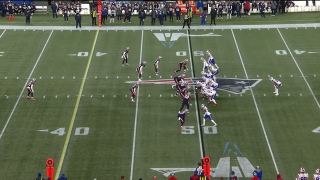 Stefon Diggs Burns 2 Defenders on His Way to a 50-Yd TD! смотреть онлайн