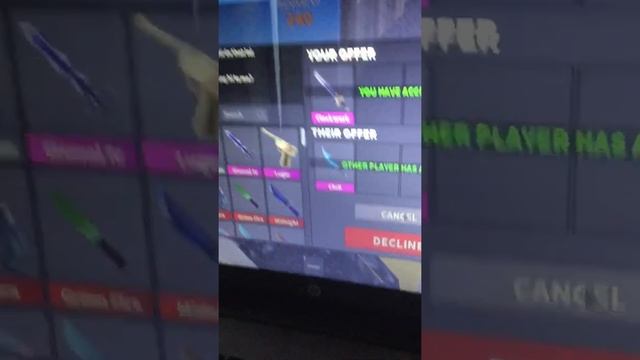 trading clock work for chill (roblox mm2 trading servers) смотреть онлайн