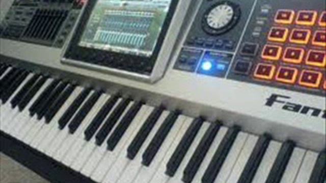Roland Fantom G8 Hip Hop Beat With Strings смотреть онлайн