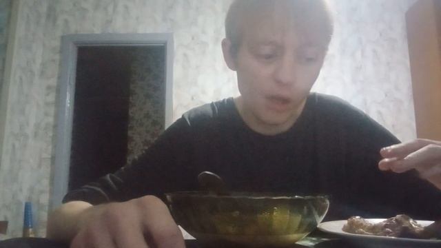 Мукбанг,тушеная картошка и рёбрышки