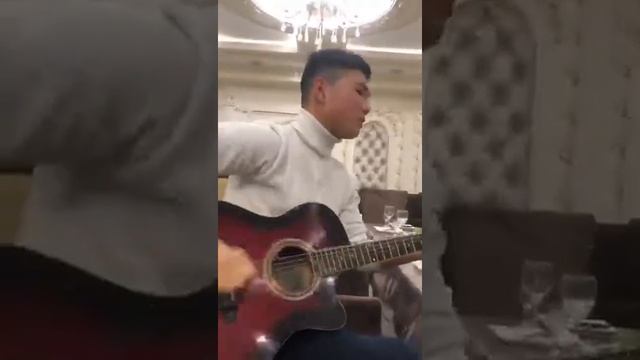 Мастер гитарист! (7 лет) Испанский бой! смотреть онлайн