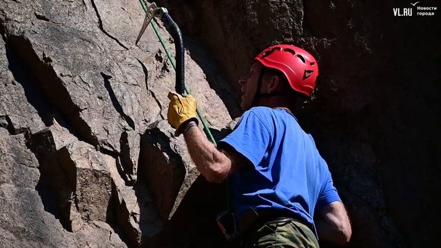 VL.ru - Скала, верёвка, молоток: во Владивостоке проходит фестиваль верёвочных техник смотреть онлайн