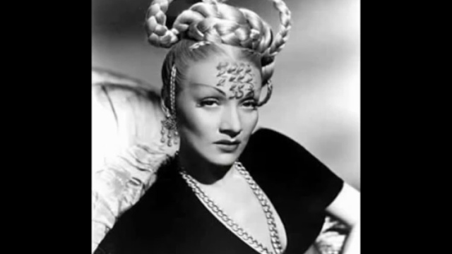 Marlene Dietrich - Muss i denn смотреть онлайн