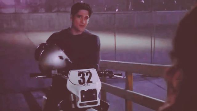 Скотт и Малия-Не могу смотреть онлайн