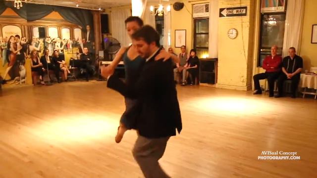 Adam Cornett & Tilly Kimm - Tango - Domingo Tango Club смотреть онлайн