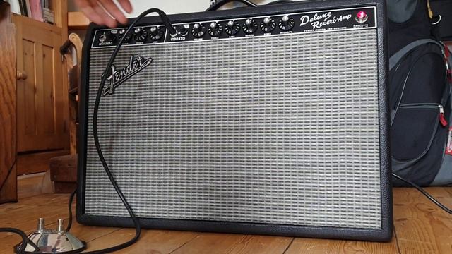 Fender Deluxe Reverb 65RI Reverb and Vibrato on both channels mod смотреть онлайн