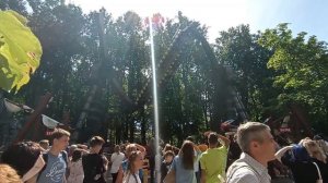 Парк аттракционов Диво парк в Санкт-Петербурге. Аттракцион «Шторм»