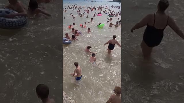 Архипо-Осиповка 6 июля 2024 года 🌤️ Санаторный пляж 🏖️ Видео: Александр смотреть онлайн