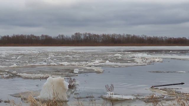 Ледоход на Оке смотреть онлайн